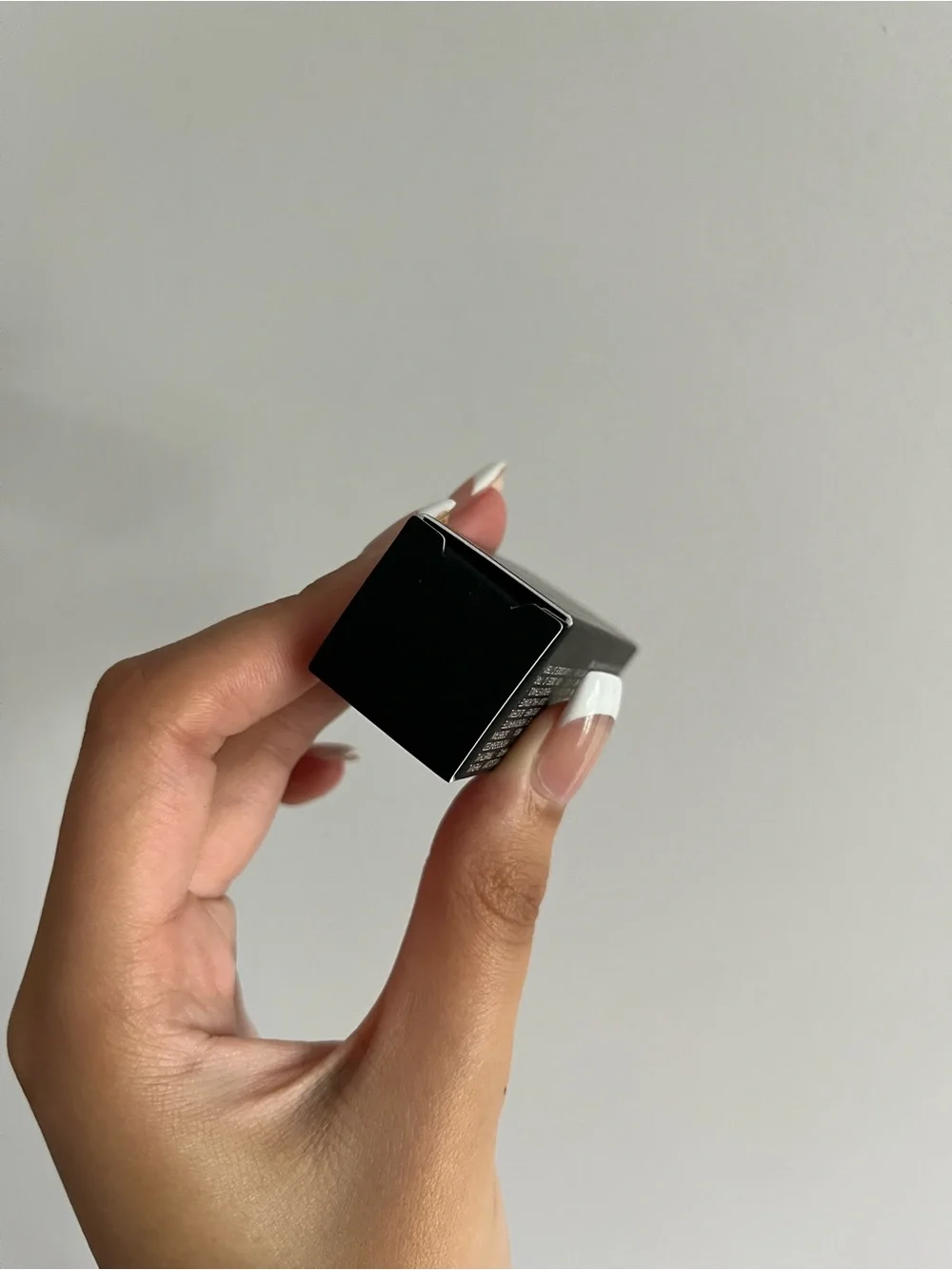 NARS Explicit Satin Lipstick in Desirous 867